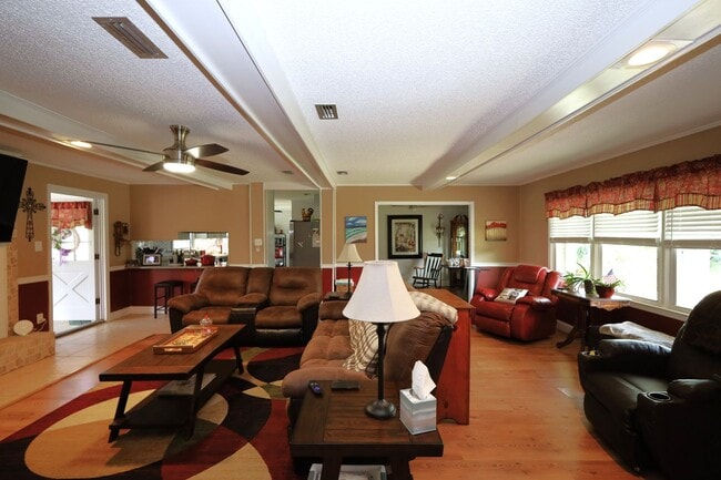 Photo - 3874 Camellia Dr