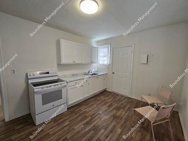 Photo - 1264 Byewood Ln SW