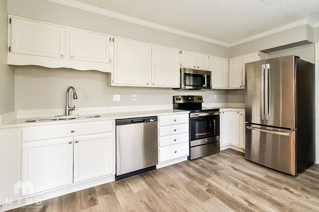 Photo - 4634 S Germantown Rd