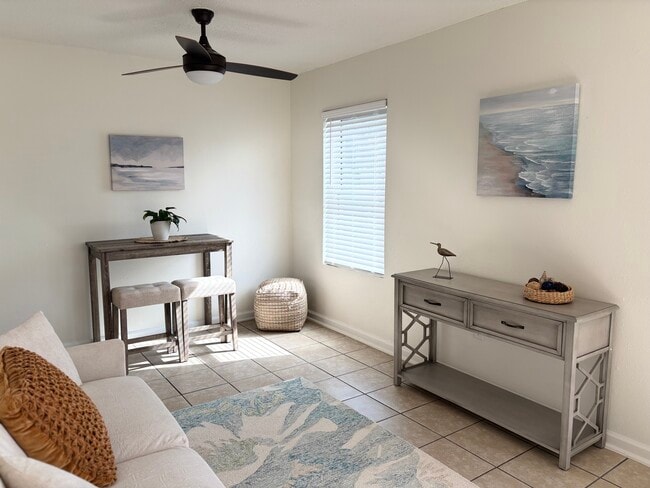 Sea Breeze Townhomes - Sea Breeze Townhomes