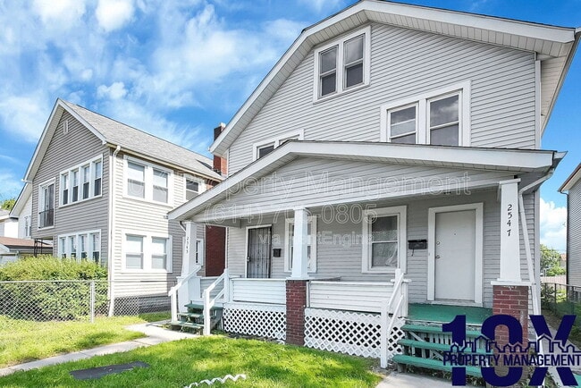Photo - 2545 Sullivant Ave