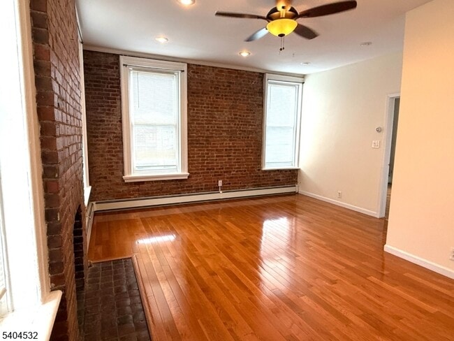 Photo - 10 Depot Square Unit 2R