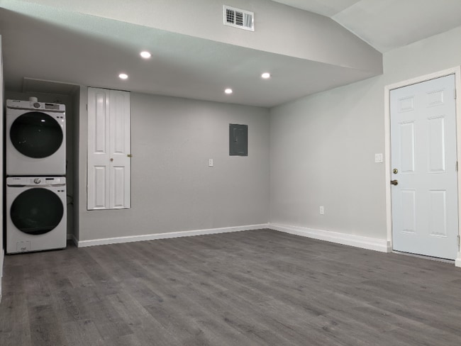 Photo - 34320 Chester Ct