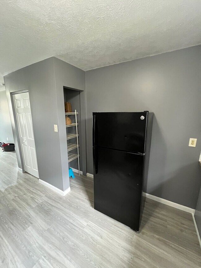 Photo - 208 McKinley St