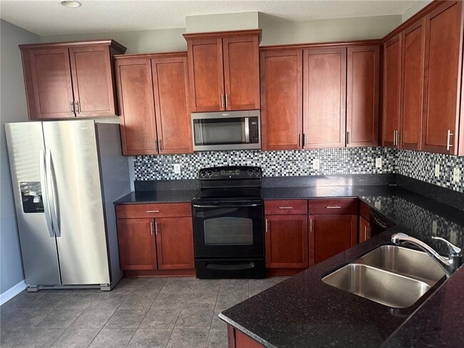 Photo - 12910 Calderdale Ave