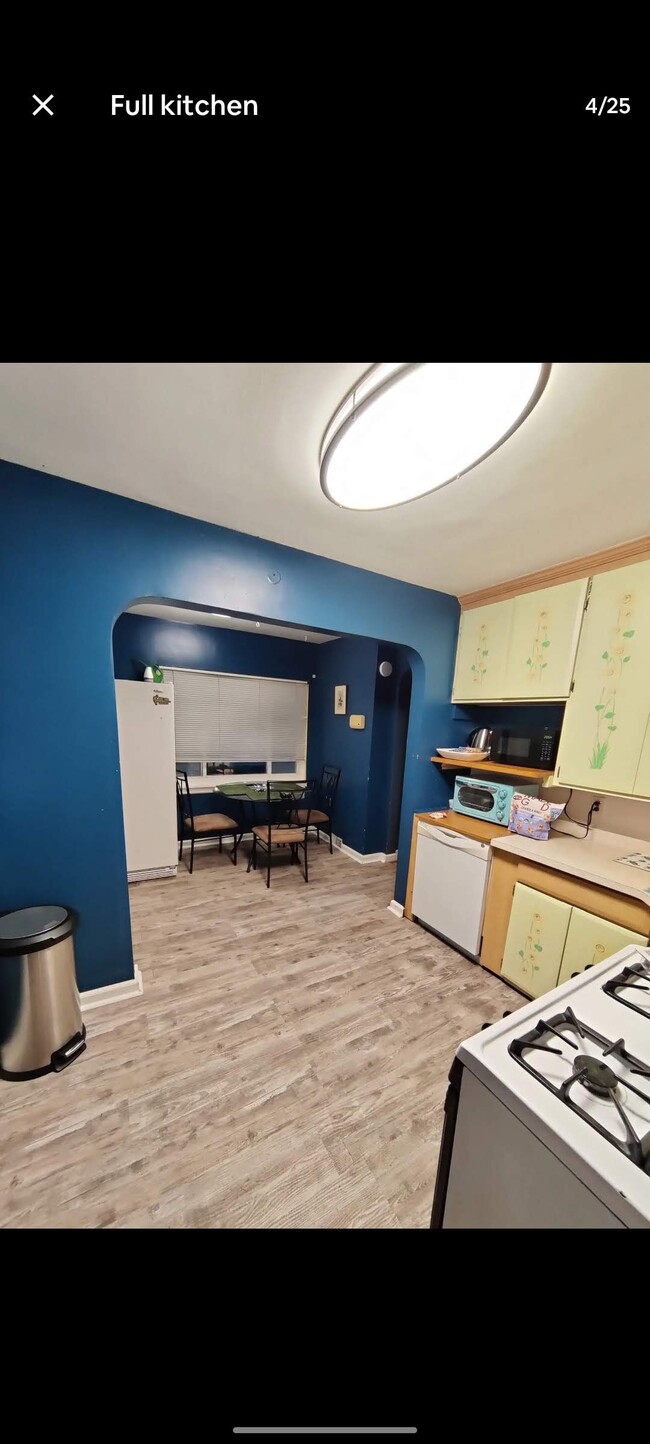 Photo - 160 Azalea Rd