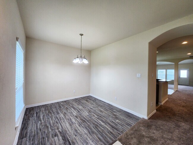 Photo - 2119 Del Mar Dr