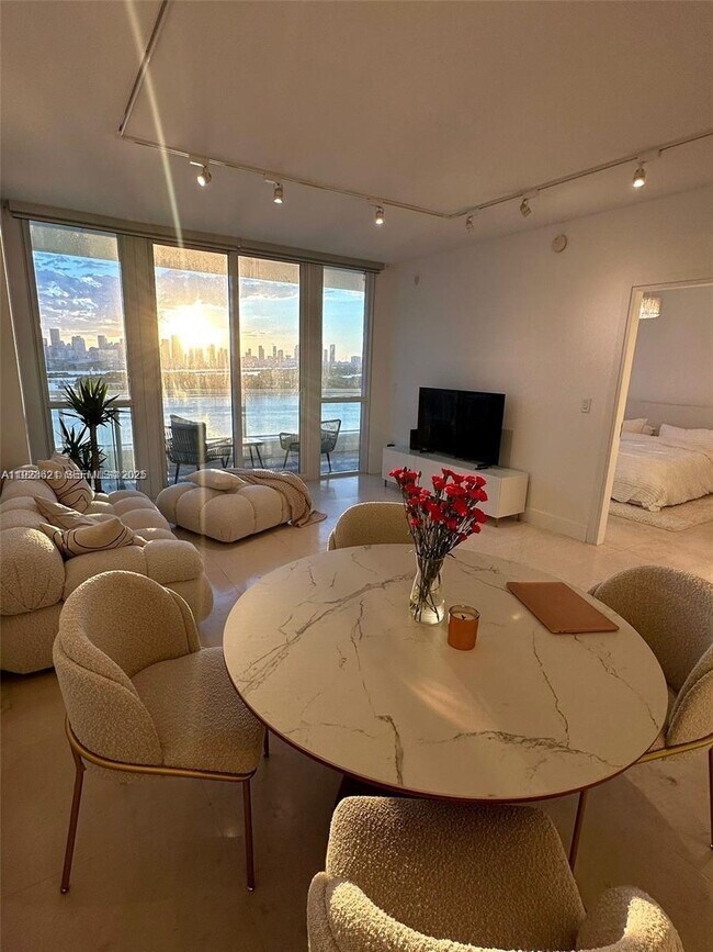 Photo - 540 West Ave Unit 1613