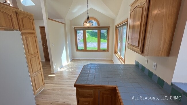 Photo - 5210 Driftstone Pl