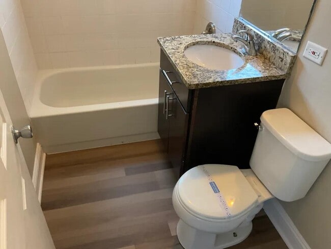 Photo - 711 E Le Moyne Ave