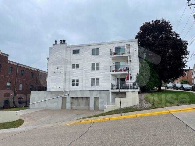 Photo - 301 3rd St S Unidad 102