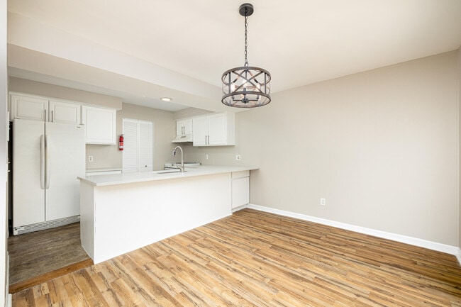 Photo - 893 Cliffs Dr Unit 307 A