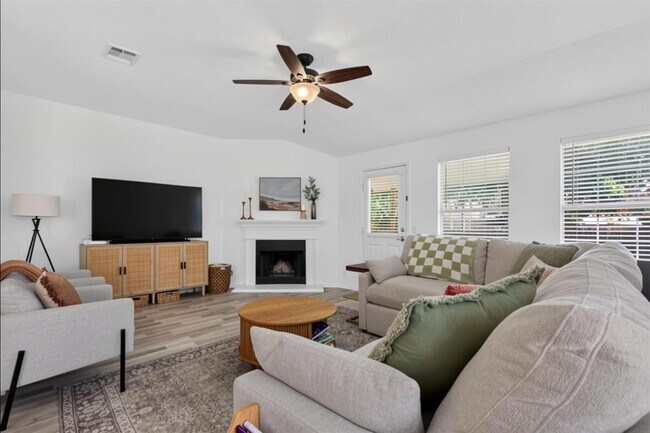 Photo - 19037 Leigh Ln