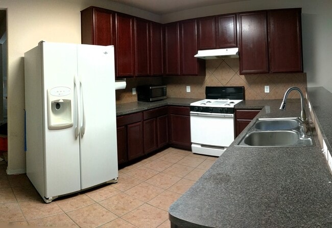 Photo - 2830 Youpon Lake Ct