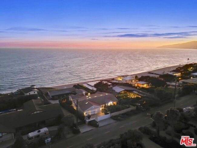 Photo - 7335 Birdview Ave