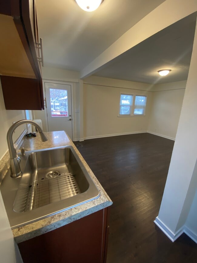 Photo - 206 Blair N St Unit 3