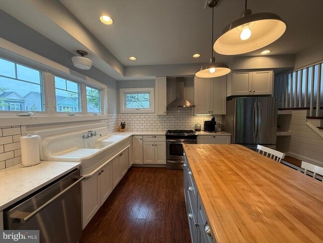 Photo - 307 Valley Rd