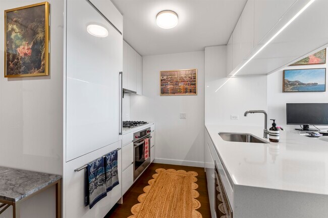 Photo - 99 Hudson St Unidad 1603