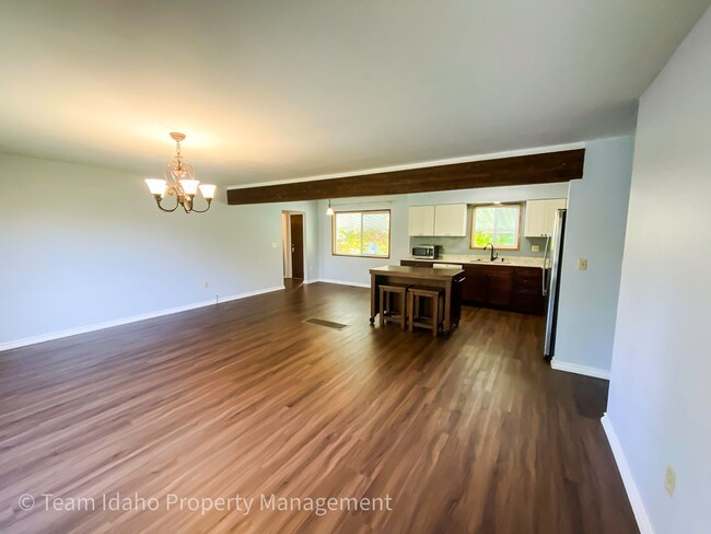 Photo - Pet Friendly Single level home with many u...