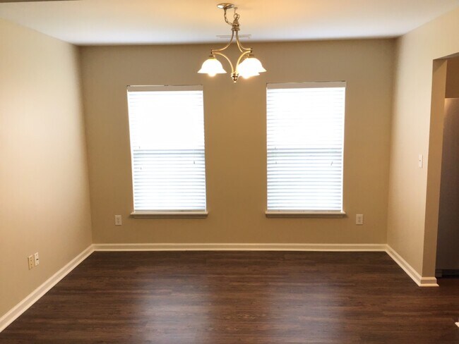 Photo - 5069 Carrington Ct