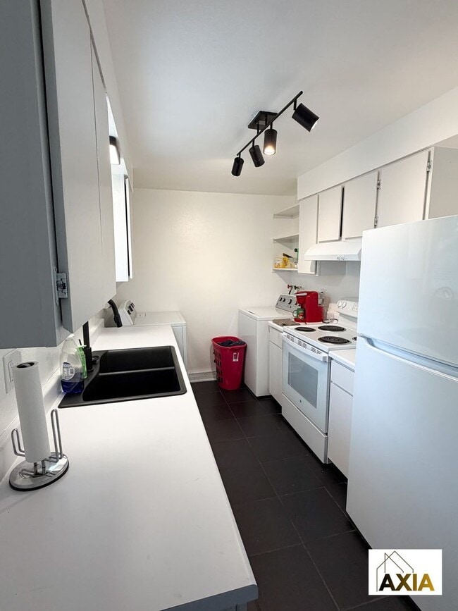 Photo - 11004-08 Unit 11004