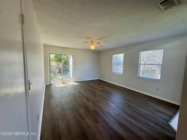 Photo - 8846 Cavender Dr