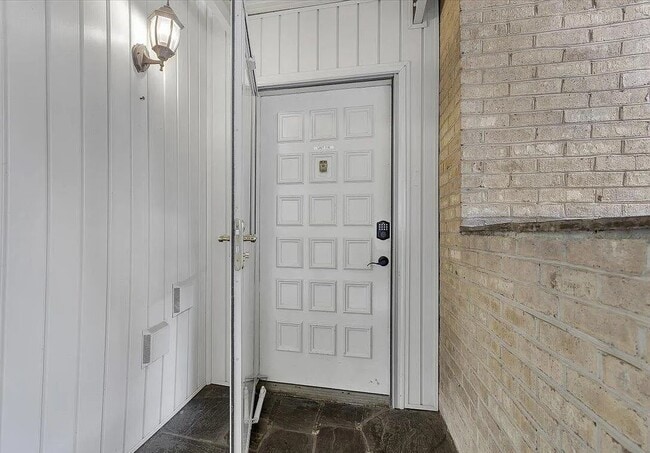 Photo - 5260 Crossbow Cir Unit 11B