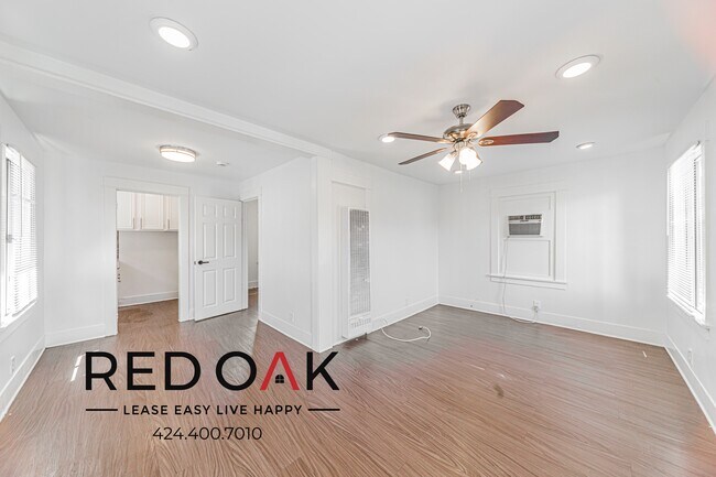 Photo - 14377 Chatsworth Dr Unit 14377