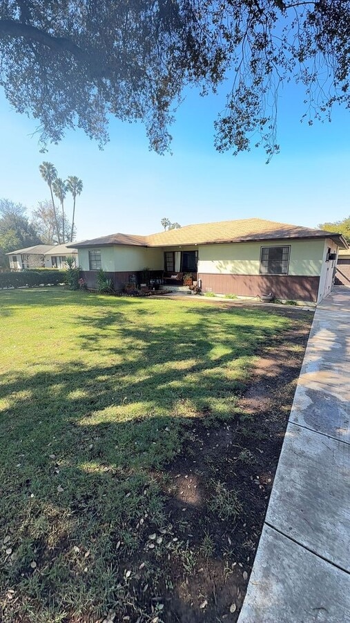 Photo - Beautiful 3 Bedroom Home in Riverside