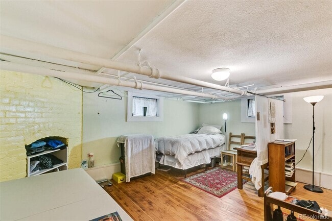 Building Photo - 1081 N Marion St Unit MBNE Rental