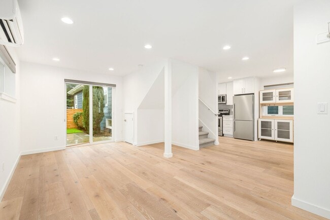 Photo - Newer 2 Bedroom Home in the Phinney Area