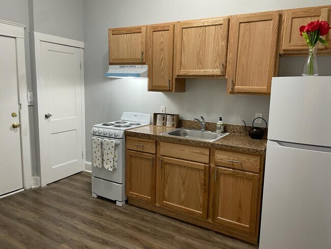 Photo - 2108 Chichester Ave Apartments Unit 5