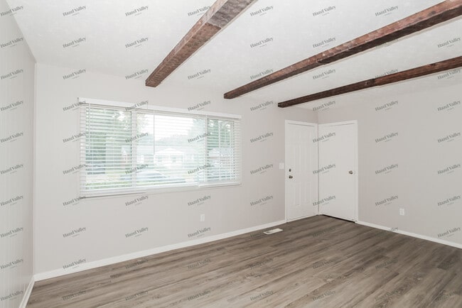 Photo - 1977 Windmill Way