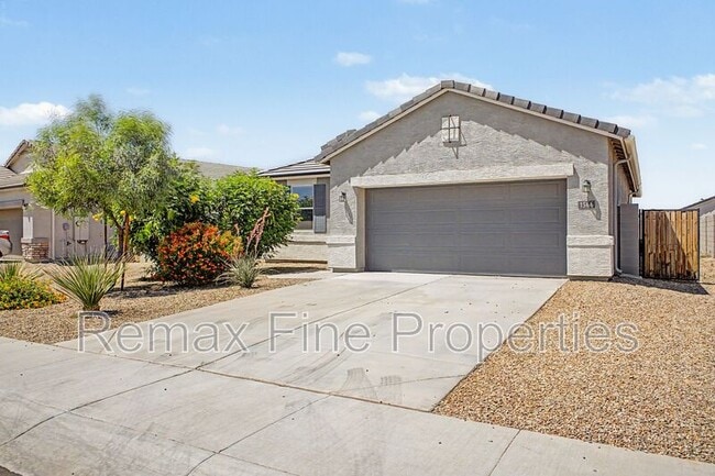 Photo - 1566 E Fletcher Dr