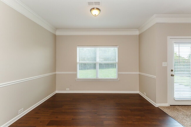 Photo - 5721 Verrazano Dr
