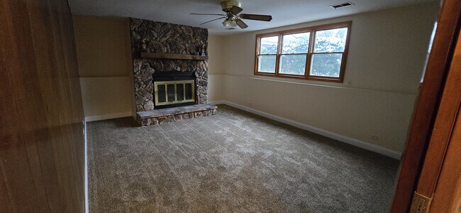 Photo - 2 Willow Ct