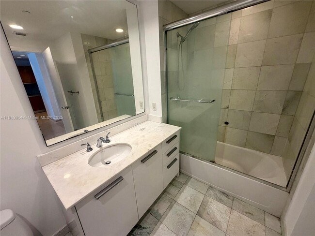 Photo - 1050 Brickell Ave Unit 2206