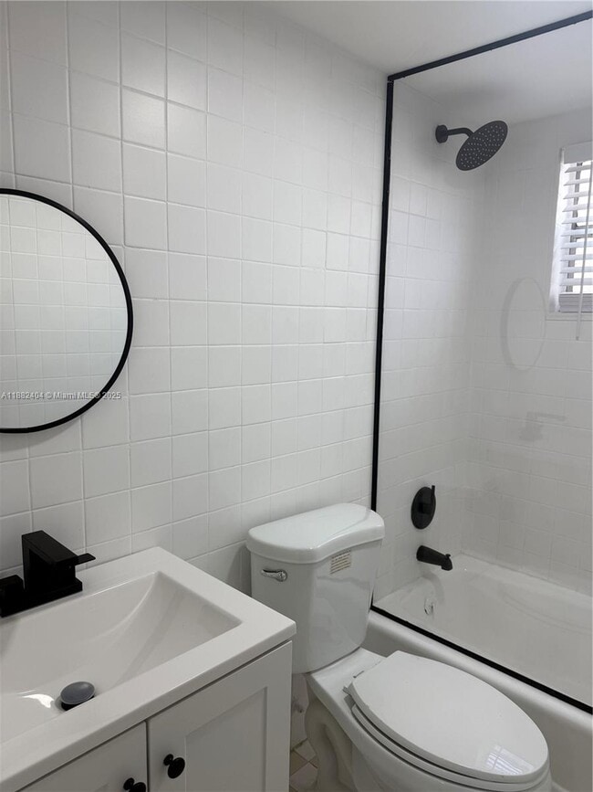 Building Photo - 8295 NE Miami Ct Unit 3 Rental