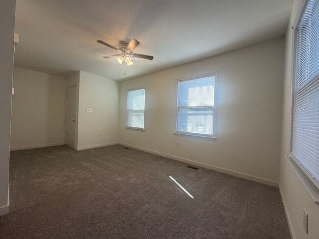 Photo - One story duplex