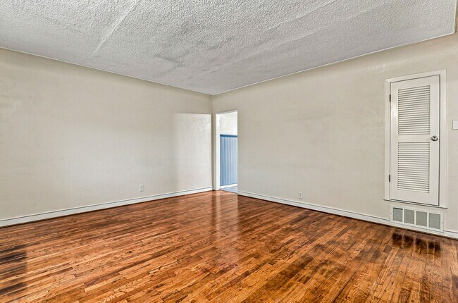 Photo - 7713 Veracruz Ave