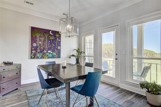 Photo - 16 Tournament Way