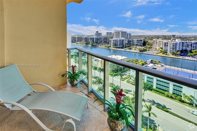 Building Photo - 2501 S Ocean Dr Unit 1628 (Available April 3) Rental