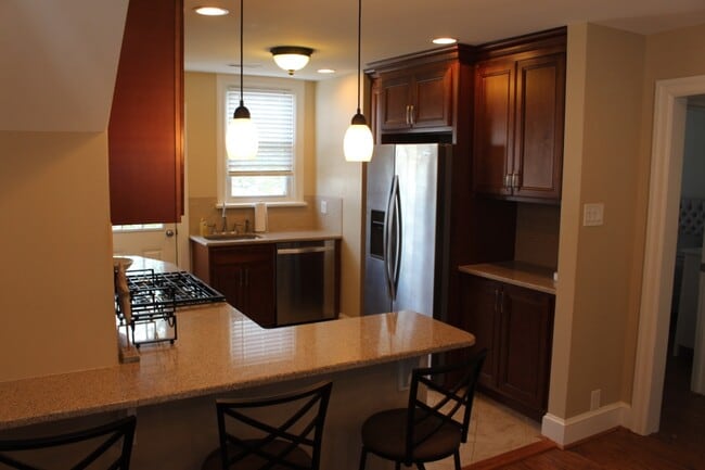 Photo - 109 N Granville Ave