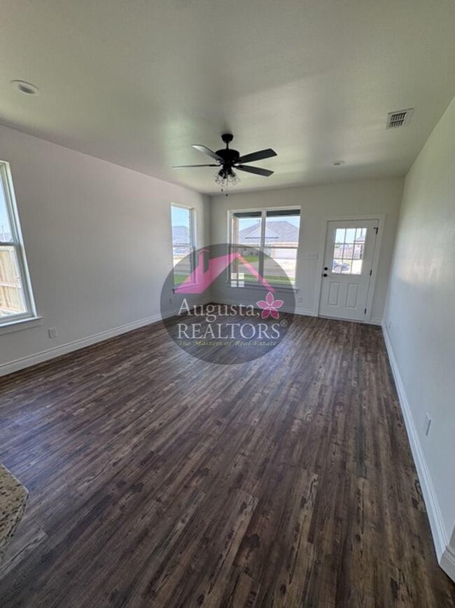 Photo - Sawdust Duplex Unit 8142