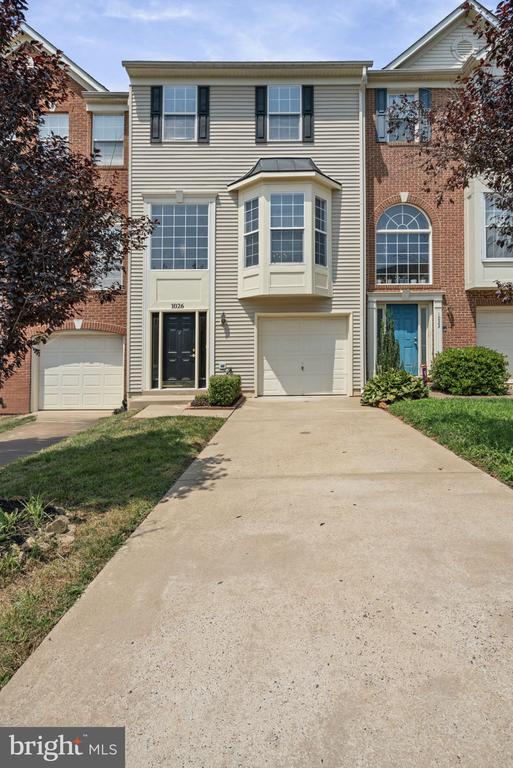 Photo - 1026 Longview Ln