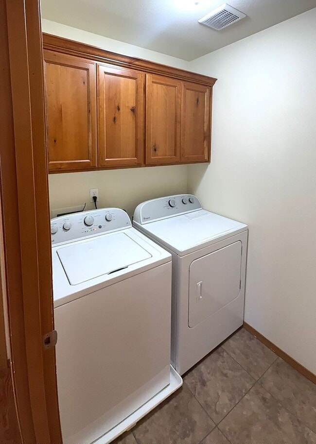 Photo - Eppcon04-636-638 Ecols St Unidad 638