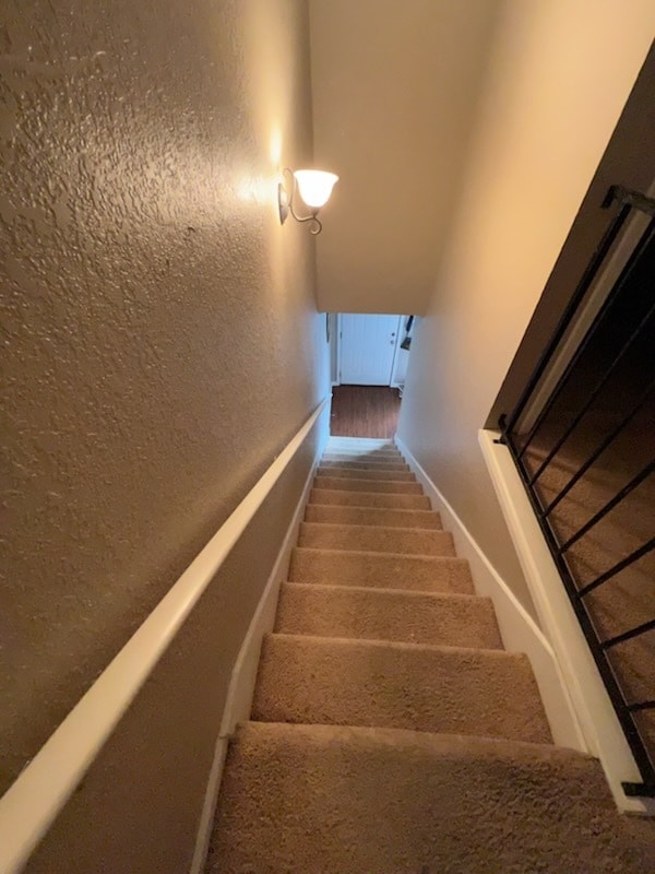 Photo - 10302 W Winston Ave Unidad Lake Plaza Condominiums