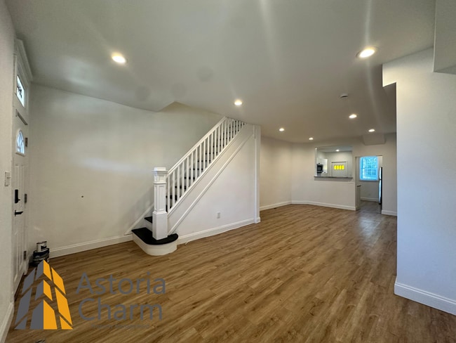 Photo - 3 Bedroom or 2 Bedroom with Den featuring Fenced Yard and Updated Kitchen