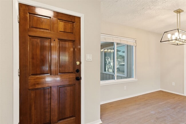 Photo - 14115 Bella Dr