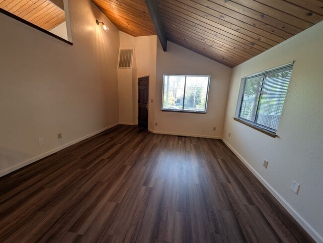 Photo - 0124 Unit 2046